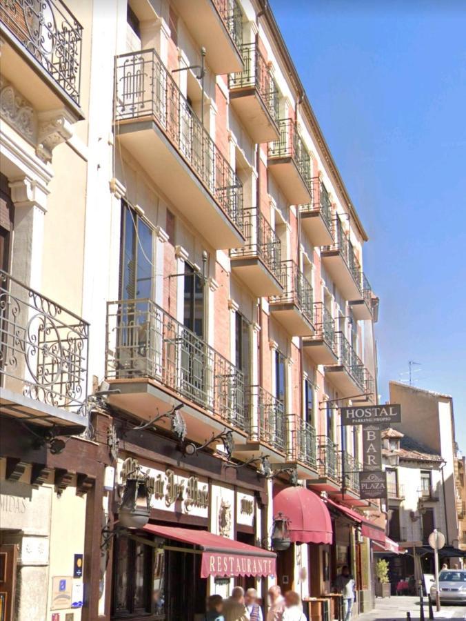 Hostal Plaza Segowia Zewnętrze zdjęcie