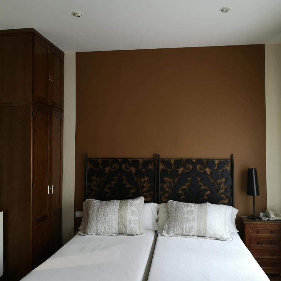 Hostal Plaza Segowia Zewnętrze zdjęcie