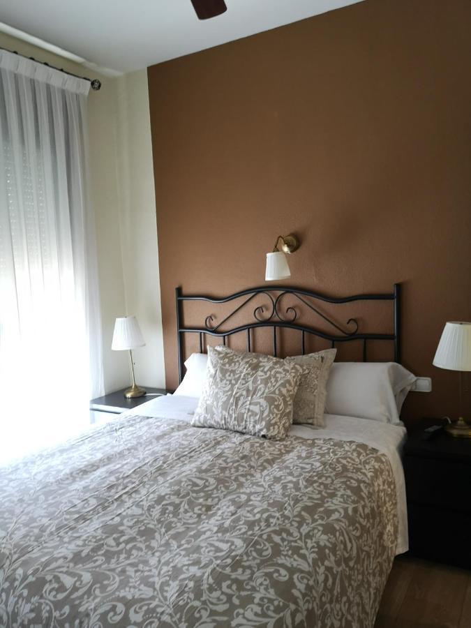 Hostal Plaza Segowia Zewnętrze zdjęcie