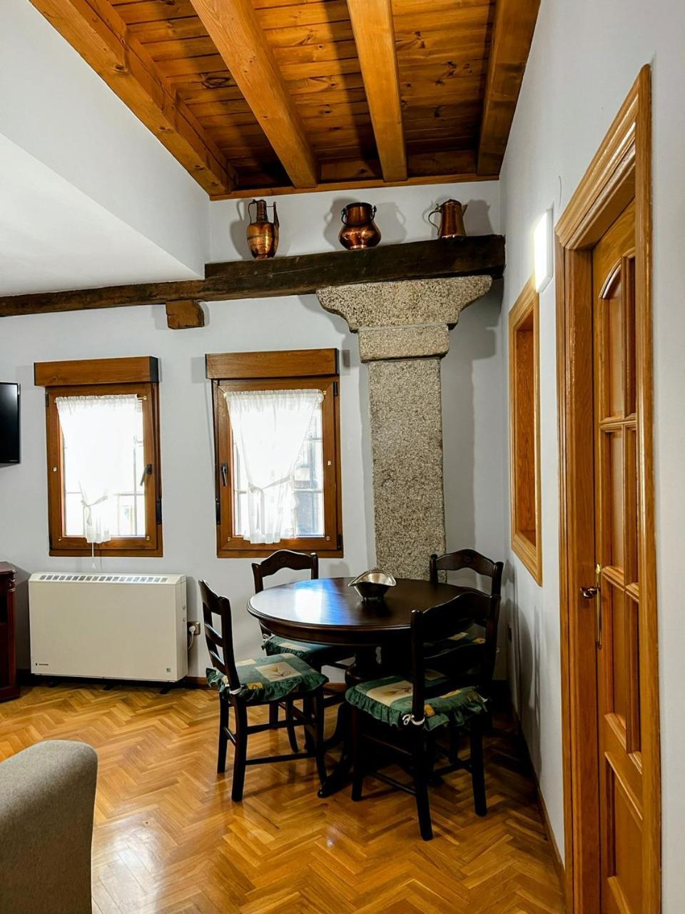 Hostal Plaza Segowia Zewnętrze zdjęcie