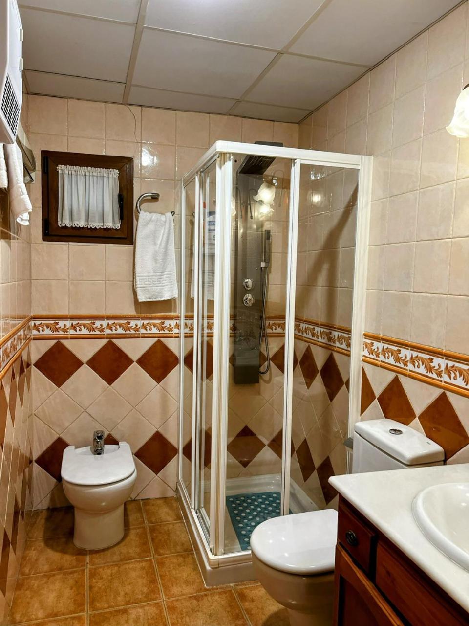 Hostal Plaza Segowia Zewnętrze zdjęcie